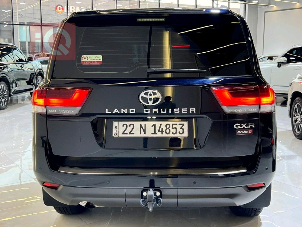 Toyota Land Cruiser